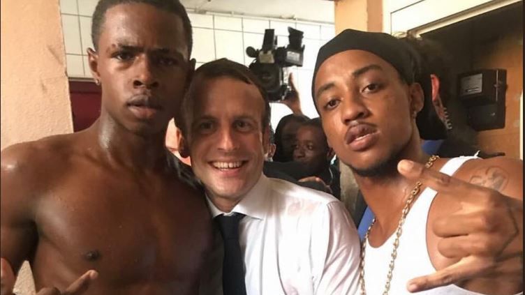 Zdjęcie Emmanuela Macrona wykonane na wyspie Saint-Martin wywołało skandal