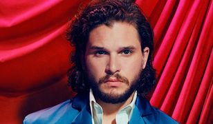 To prawdziwy hit internetu! Kit Harrington jako... Matka Smoków! WIDEO