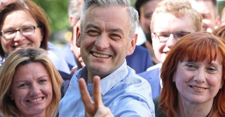 Wiosna Roberta Biedronia wystartuje razem z PO? Jest zaproszenie do rozmów