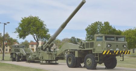 Broń o gigantycznym zasięgu. Dosięgnie Moskwy z Warszawy. Wyciekły zdjęcia działa armii USA