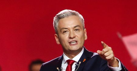Biedroń o Giertychu. "Zwalczał takich jak ja"