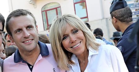Emmanuel Macron napisał powieść o romansie z Brigitte? Żona jest od niego starsza o 24 lata!