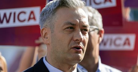 "Tłit". Robert Biedroń gościem programu. Zapowiedział m.in. kolejną debatę przed wyborami parlamentarnymi 2019