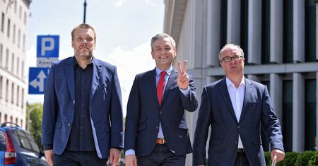 Lewica krytykuje władze za Marsz Równości. Biedroń: "Państwo zawiodło"
