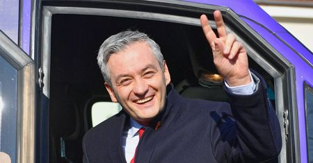 PiS startuje do europarlamentu. Biedroń: myślałem, że dinozaury wyginęły!