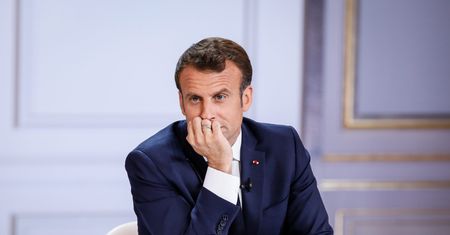 Poseł Tarczyński: "On się zdziwi". Politycy PiS odrzucają groźby Macrona wobec Polski
