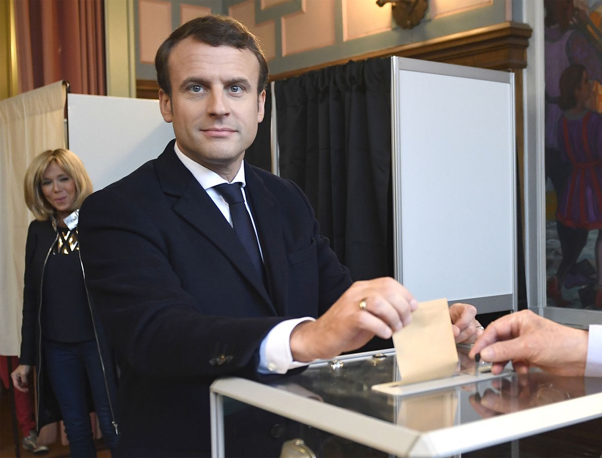 Francja: Trwa druga tura wyborów. Cała władza w ręce Macrona?