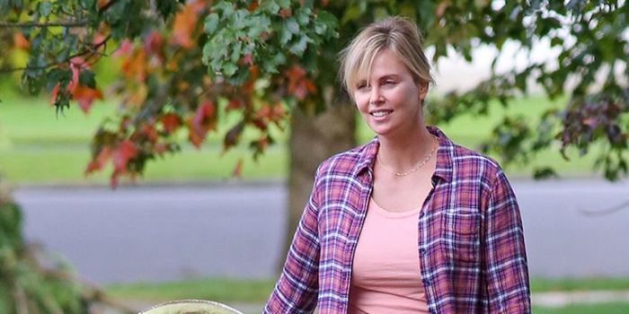 Do roli w filmie "Tully"  przytyła 25 kg. Kolejna zdumiewająca metamorfoza Charlize Theron