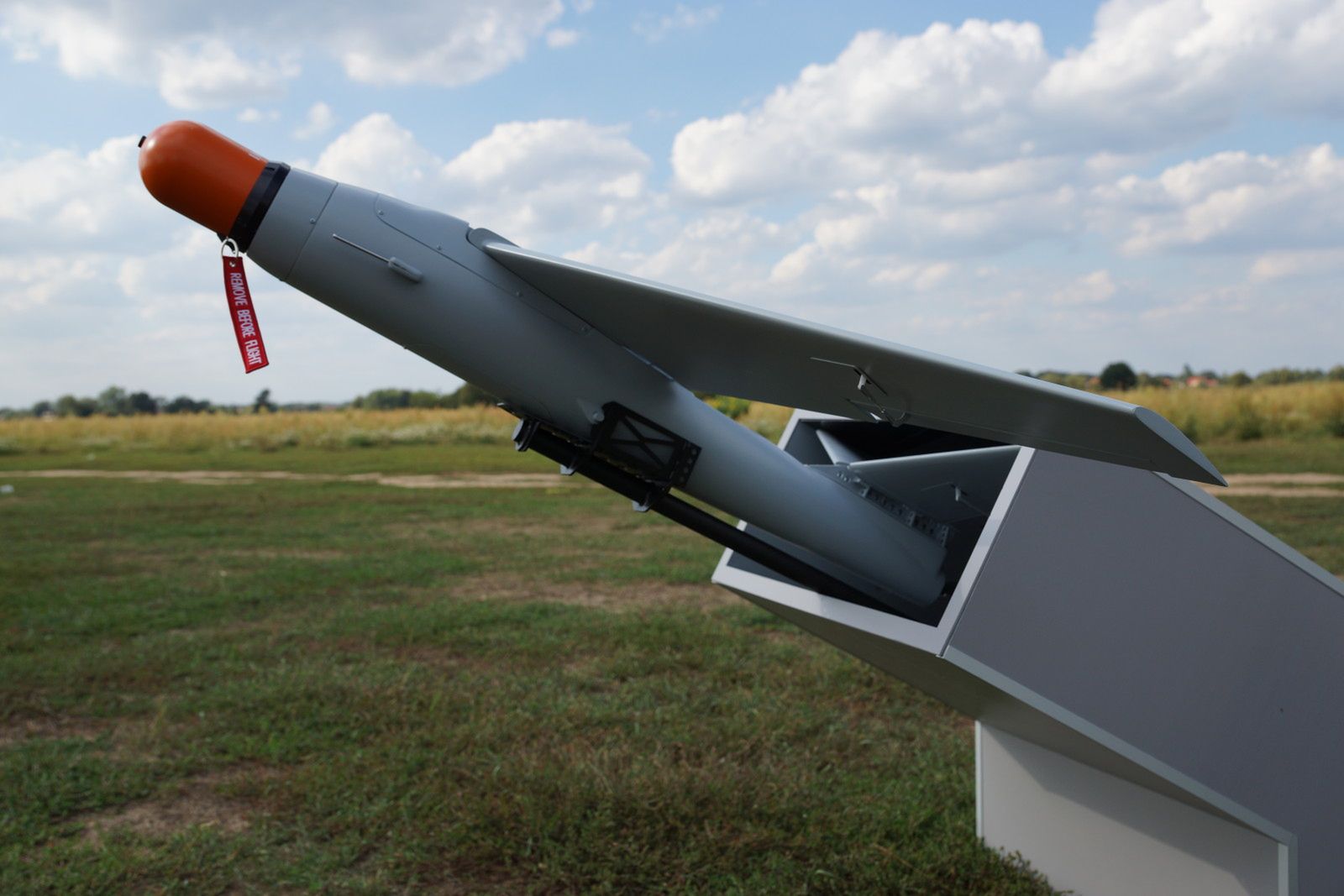 Uzbrojony dron Warmate
