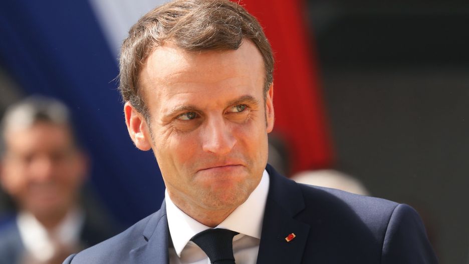 Emmanuel Macron chce dawać przykład