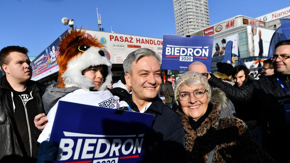 Wybory prezydenckie. Robert Biedroń zaczyna z przytupem. Chce zebrać pół miliona podpisów poparcia.