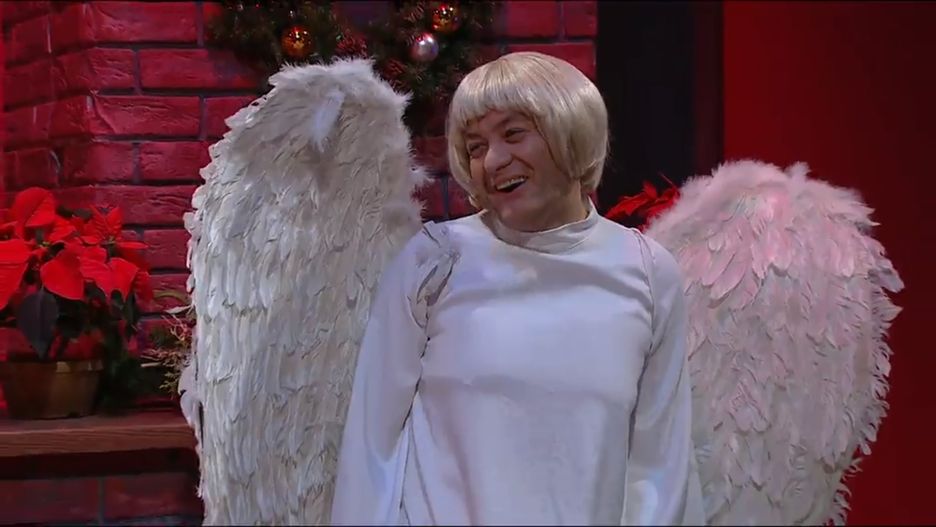 Robert Biedroń w świątecznym odcinku "SNL Polska".