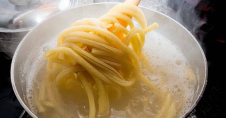 Jak idealnie ugotować makaron?