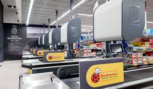 Kasa na wózku w poznańskiej Biedronce. Sieć dostała 30 tys. zł kary