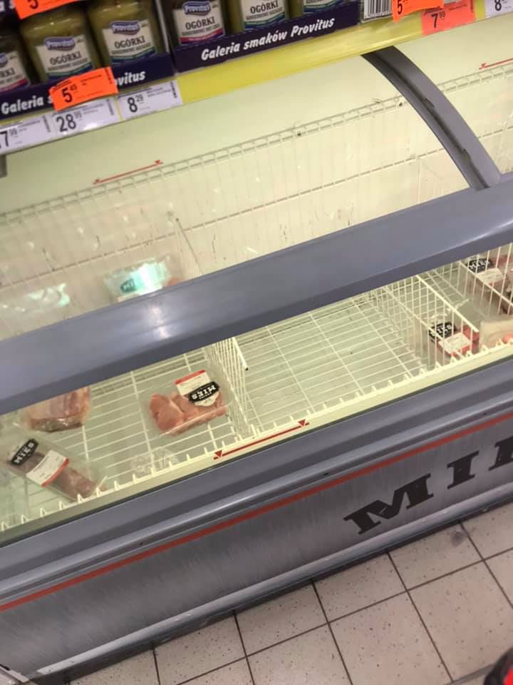 Lodówki z mięsem zioną pustką 