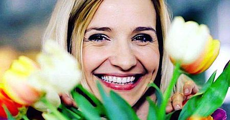 "Jak te dzieci szybko rosną". Joanna Koroniewska pokazała selfie ze swoją pociechą! Jest bez grama makijażu