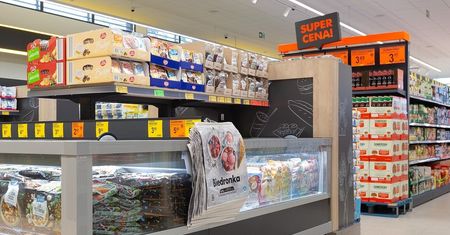 Biedronka przecenia produkty o połowę. Pilotażowy program