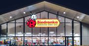 Biedronka zaskoczyła klientów przed długim weekendem. Na jakich zasadach można będzie zrobić zakupy?