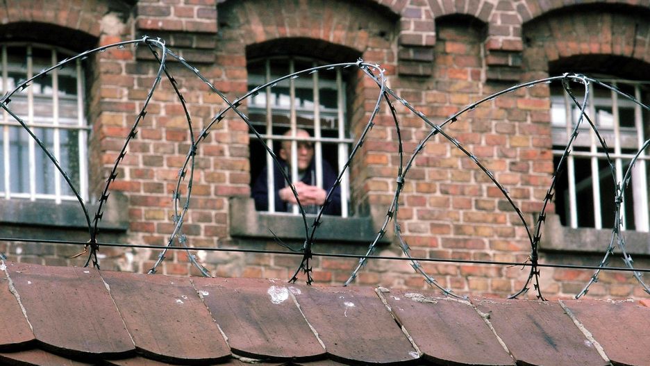"Kryminał Wronki" to mroczna opowieść o życiu więźniów - recydywistów w największym zakładzie karnym w Polsce