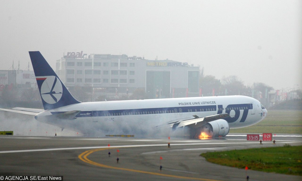 Kapitan Tadeusz Wrona żegna się z LOT. Spotkają się w sądzie