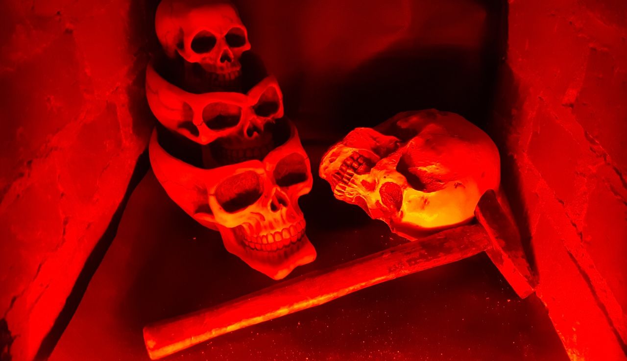 Skują cię łańcuchami i zamkną w ciemnościach