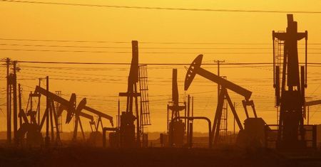 Ceny ropy naftowej. OPEC układa się z Rosją. Wydobycie ma szansę zostać zmniejszone