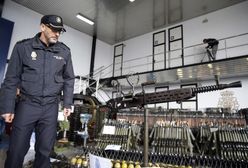 "Zarezerwowaliśmy dla ciebie duży pokój". Policja "wysłała kartkę pocztową" do Polaka