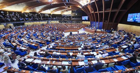 Rada Europy przyjęła krytyczną rezolucję ws. Polski. Zakłada procedurę monitoringu