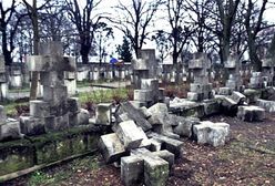 "Ktoś miał nierówno pod sufitem". Cmentarz ofiar hitlerowców zniszczony