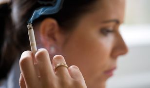 Dwulatek "uwięził" matkę na balkonie. Wyszła na papierosa