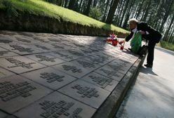 Rosja. Prokuratura chce usunięcia tablicy ku czci rozstrzelanych oficerów z Polski