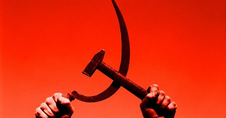 Jak wyglądały wycieczki na Wschód ze "zgniłego, imperialistycznego" Zachodu? Zdradza prof. Norman Davies