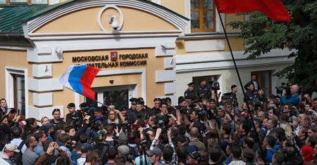 Rosja: Burza przed wyborami i protesty opozycji. Są zatrzymania liderów