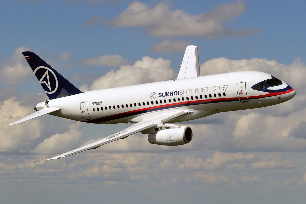 Rosyjski samolot SSJ-100