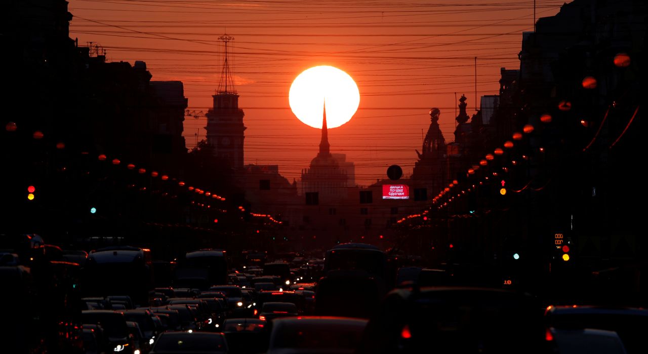 Człowiek bezsilny wobec żywiołów. Niezwykłe zdjęcia pokazują piękno, potęgę i grozę natury [FOTO]