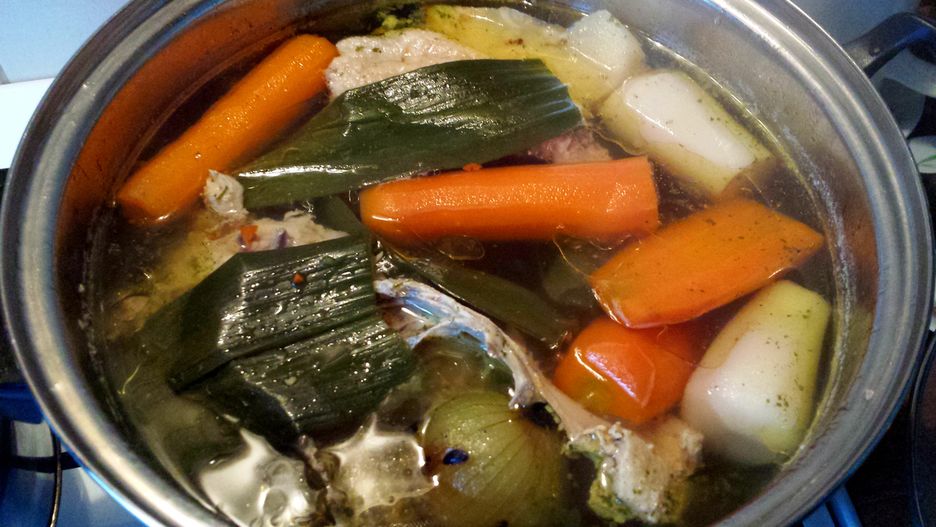 Rosół z jabłkiem i imbirem to tradycyjny pakistański przysmak