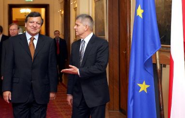 Barroso w Warszawie: komplementy i obietnice