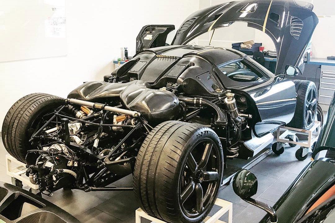 Koenigsegg zatrzyma rozbitą agerę RS, a klientowi zbuduje nowy samochód