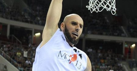 Marcin Gortat świętuje zwycięstwo na parkietach NBA! Z drużyną? Nic bardziej mylnego