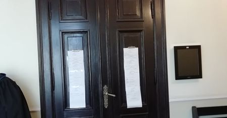 Rozprawa ws. Kaczyńskiego i Wałęsy. Politycy nie zjawili się na sali