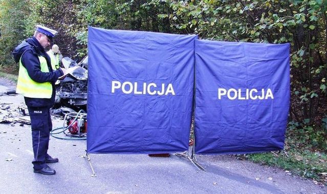 Tragiczny wypadek w Warszowicach. Motocyklista zderzył się z busem
