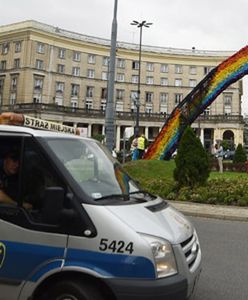 Strażnicy miejscy, którzy nie interweniowali ws. "Tęczy", będą zwolnieni