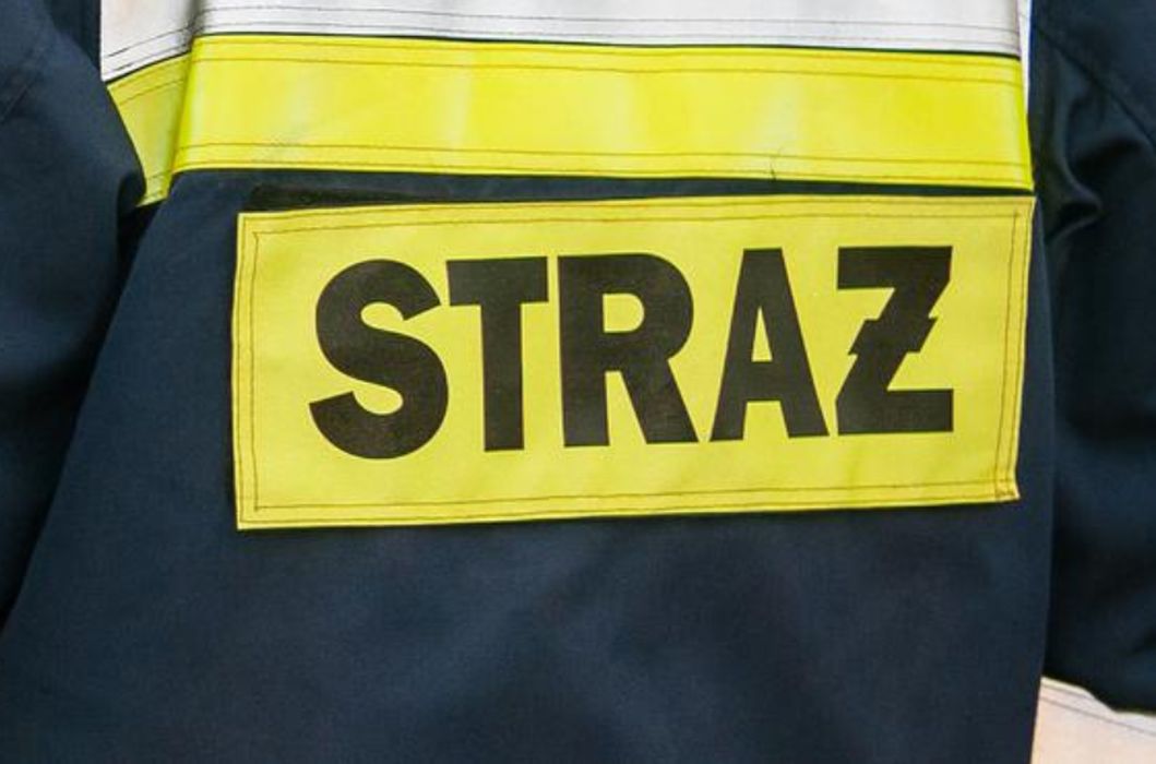 Milanówek. Mężczyzna podpalił się przy centrum handlowym