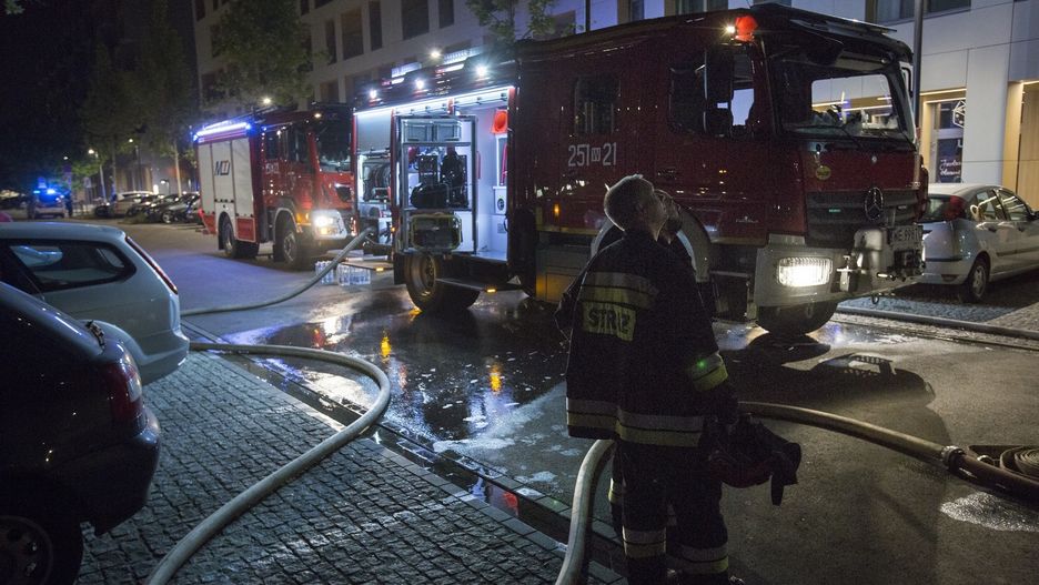 Pożar wybuchł najprawdopodobniej w dolnej części budynku.