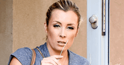 Karolina Ferenstein-Kraśko z zaokrąglonym brzuszkiem wychodzi od fryzjera [PAPARAZZI]