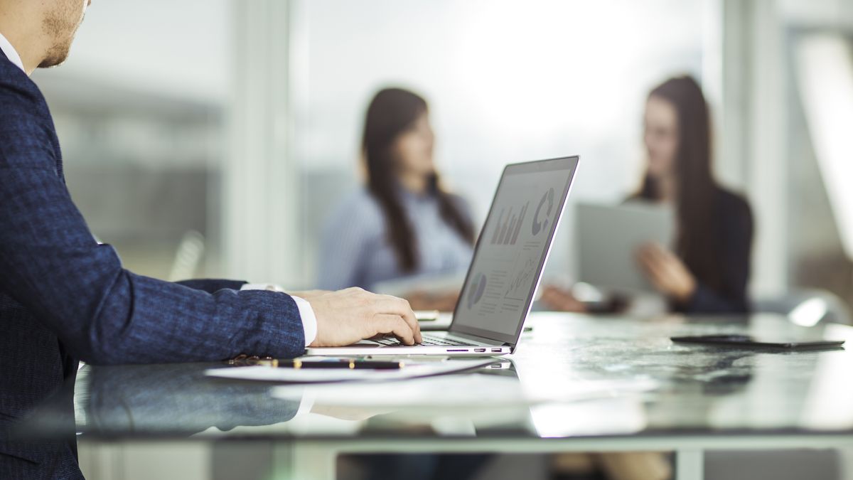 Panie stanowią większy odsetek wśród pracowników wysoko wykwalifikowanych w Polsce.