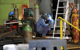 PMI dla przemysłu. Zaskakujący zjazd w polskich danych