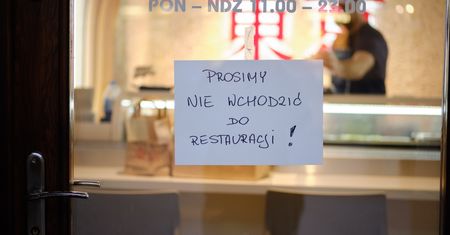 Składki na ZUS dla małych przedsiębiorców. Mordasewicz: Państwo powinno pomagać przetrwać