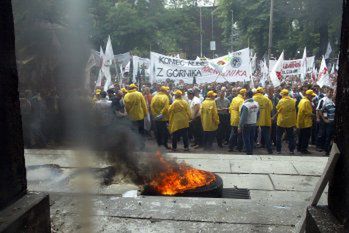 Zakończyła się manifestacja górników pod Kompanią Węglową