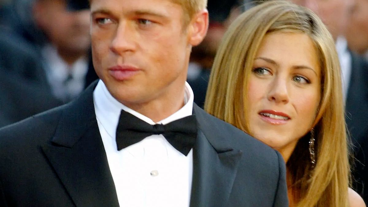 Brad Pitt wyniósł się od Jennifer Aniston, a zdjęcia wylądowały na dwóch stronach tabloidu. O co poszło?